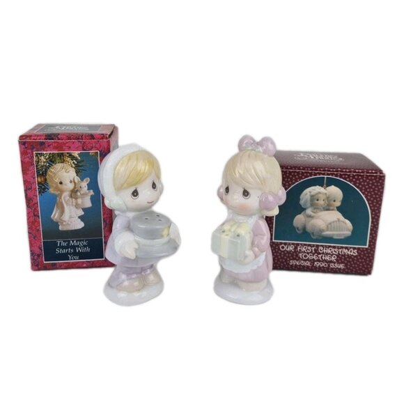 Precious Moments 603376 "Girl Making Snowman" Salt Shakers Vntg +2 Ornament - Picture 1 of 7